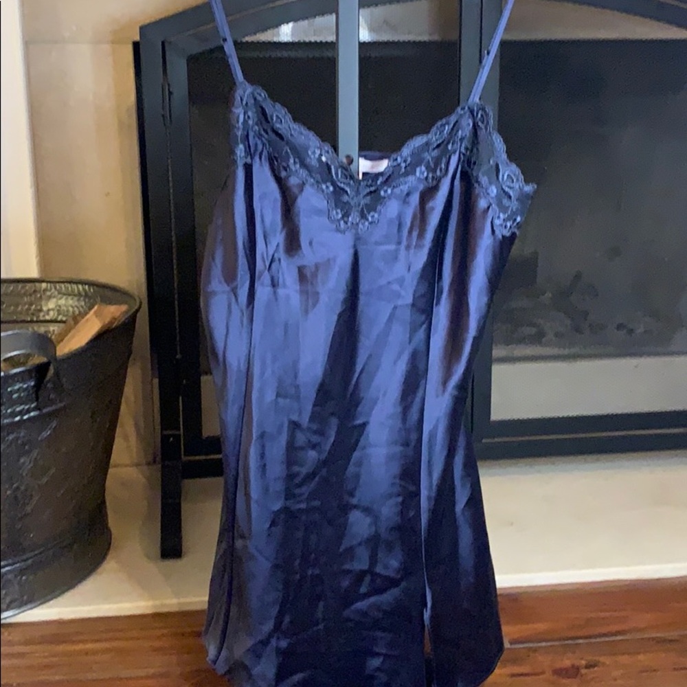 Victoria’s Secret navy short gown lingerie medium